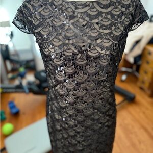 Jessica Howard Black size 6 sequined dress.